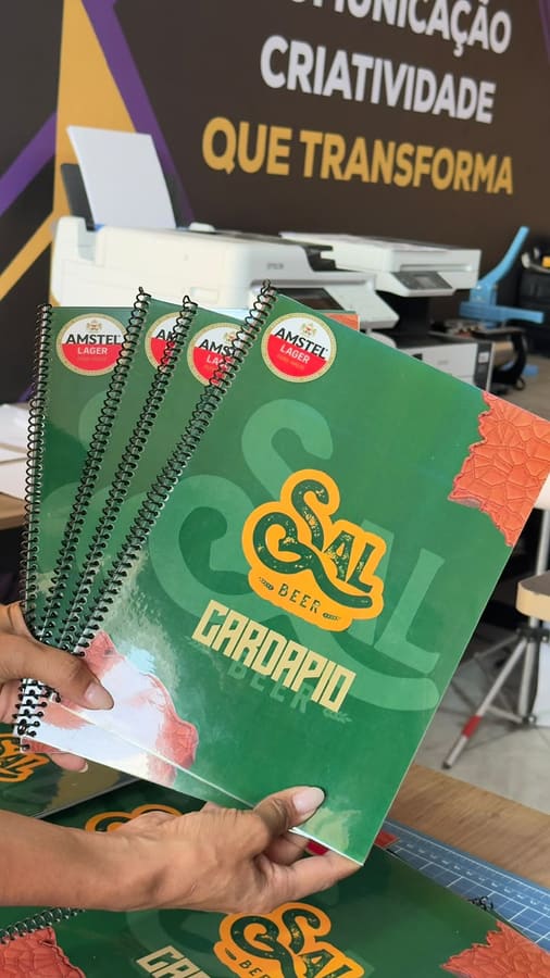 Cardápios encadernados com wire-o